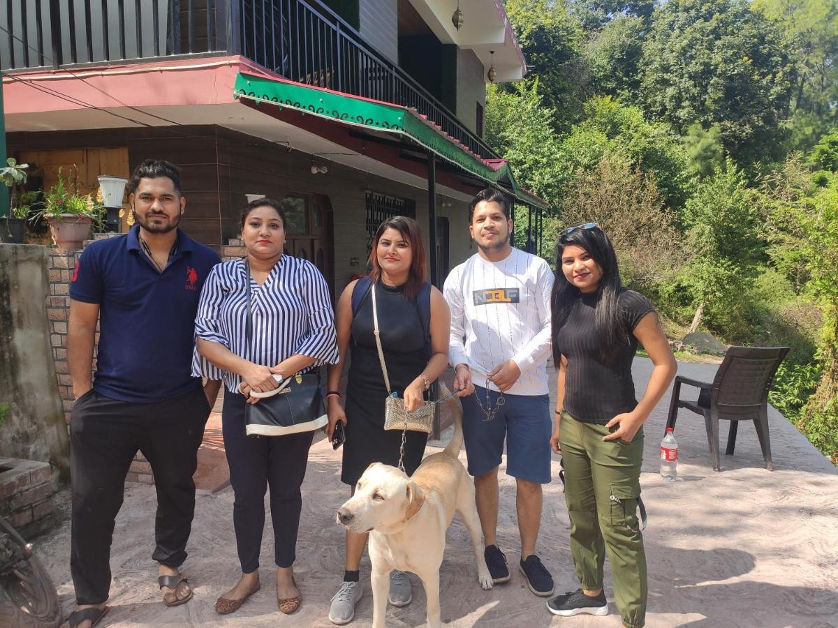 The Asgard Kasauli Bed and Breakfast Buitenkant foto