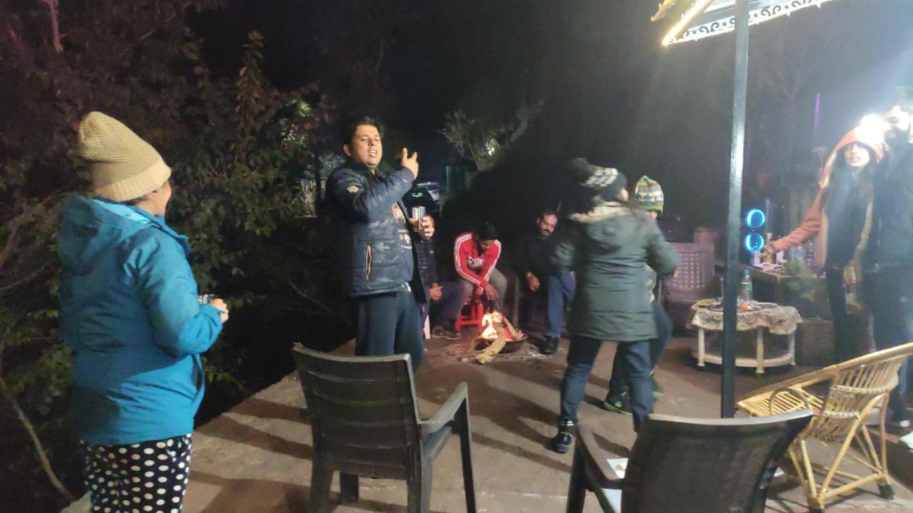 The Asgard Kasauli Bed and Breakfast Buitenkant foto